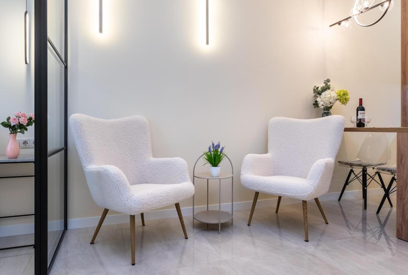 Comfort Apartment Near Minskaya Metro Station And Dreamtown Kiev Extérieur photo