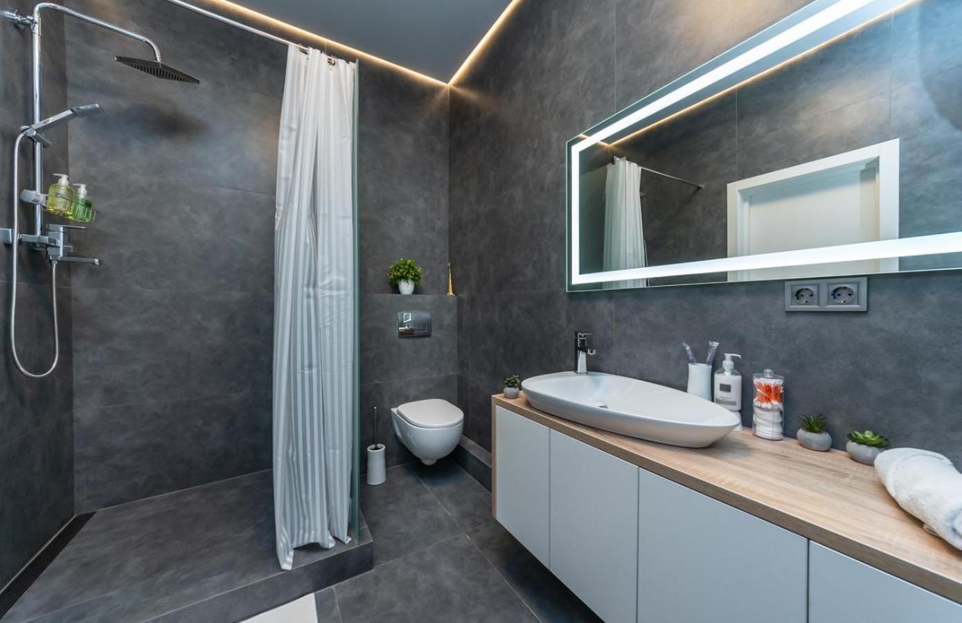 Comfort Apartment Near Minskaya Metro Station And Dreamtown Kiev Extérieur photo